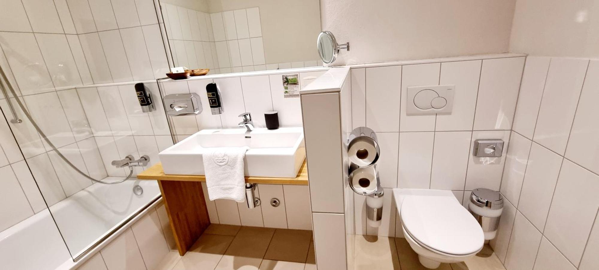 Wirtshaus Leindl Hotel Кремс Екстериор снимка