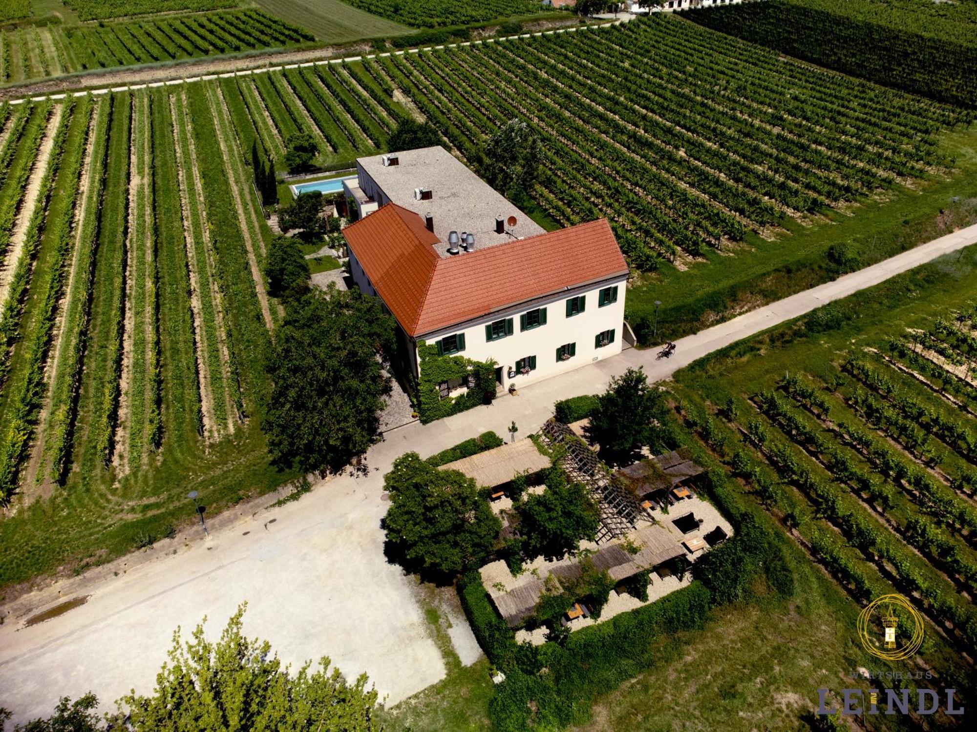 Wirtshaus Leindl Hotel Кремс Екстериор снимка